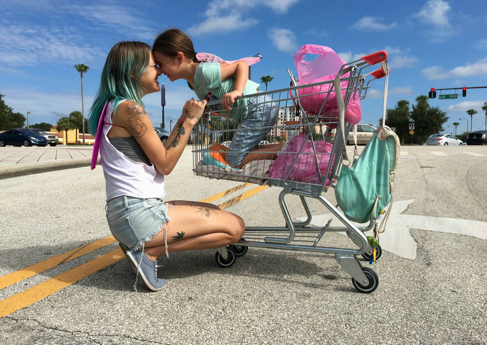 Spaß und Freiheit trotz prekärer Bedingungen: „The Florida Project“ (© Prokino)