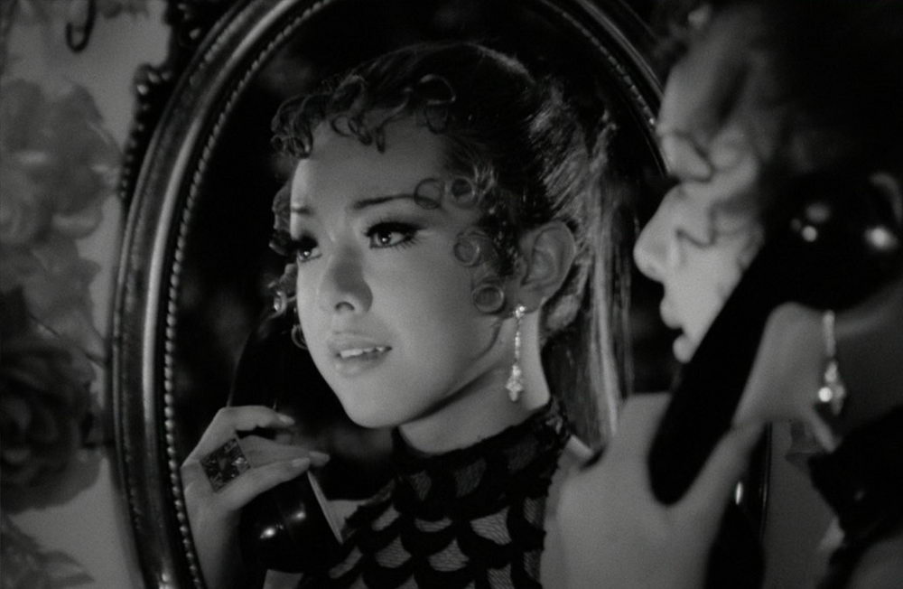 Ein 1969 entstandener, seinerzeit Pionierarbeit leistender Film über Transvestiten und Homosexuelle in Japan: "Pfahl in meinem Fleisch" (Rapid Eye Movies)