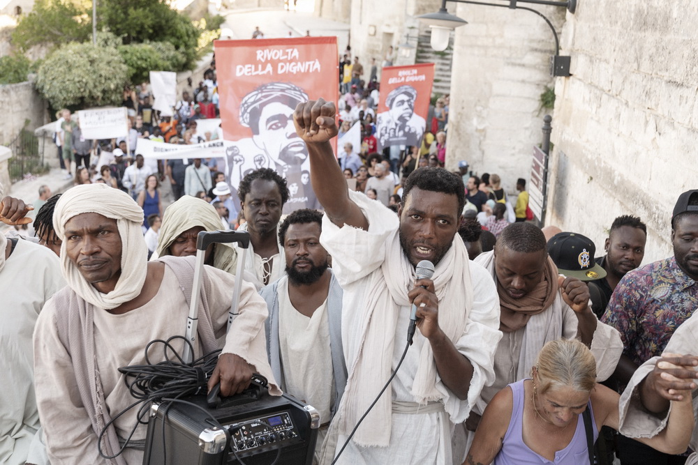 Einzug in Matera/Jerusalem: "Das Neue Evangelium" ()