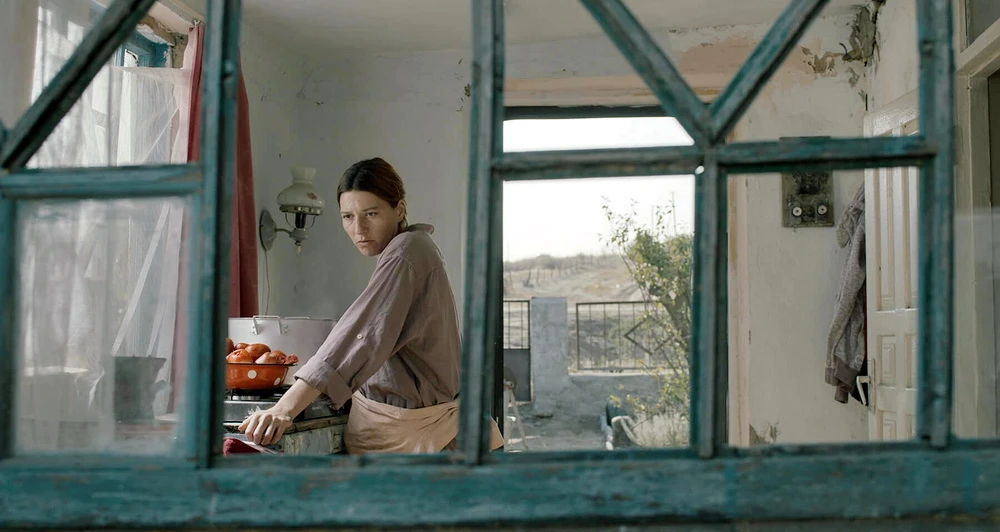 Hilflos-hinnehmend-kämpfend: Oxana Tscherkaschina in "Klondike" (Kedr Film)