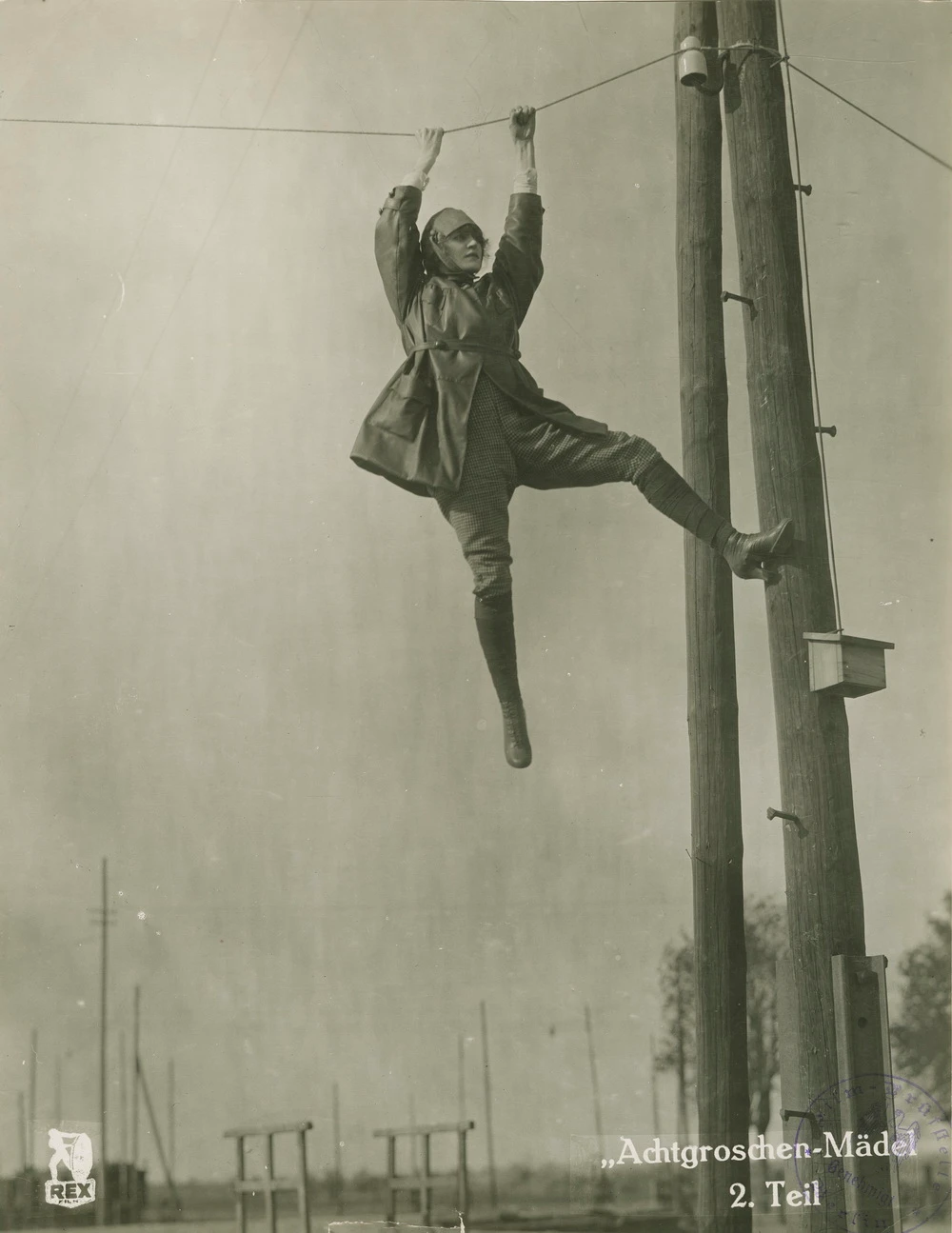 Edith Posca in „Das Achtgroschenmädel. Jagd auf Schurken. 2. Teil“ (1921) (© Deutsche Kinemathek - Fotoarchiv)