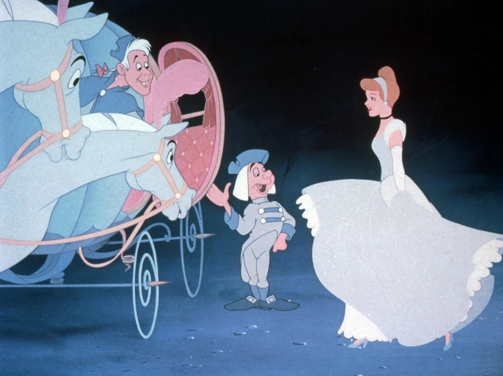 Erstrahlt in neuer Pracht: Cinderella auf dem Weg zum Ball (© The Walt Disney Company GmbH)