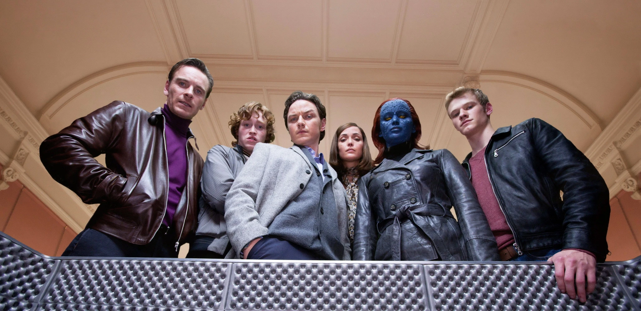 Als "X-Men"-Youngster Banshee ist Landry Jones Teil der Superhelden-Crew in "X-Men: Erste Entscheidung" (© IMAGO / Everett Collection)