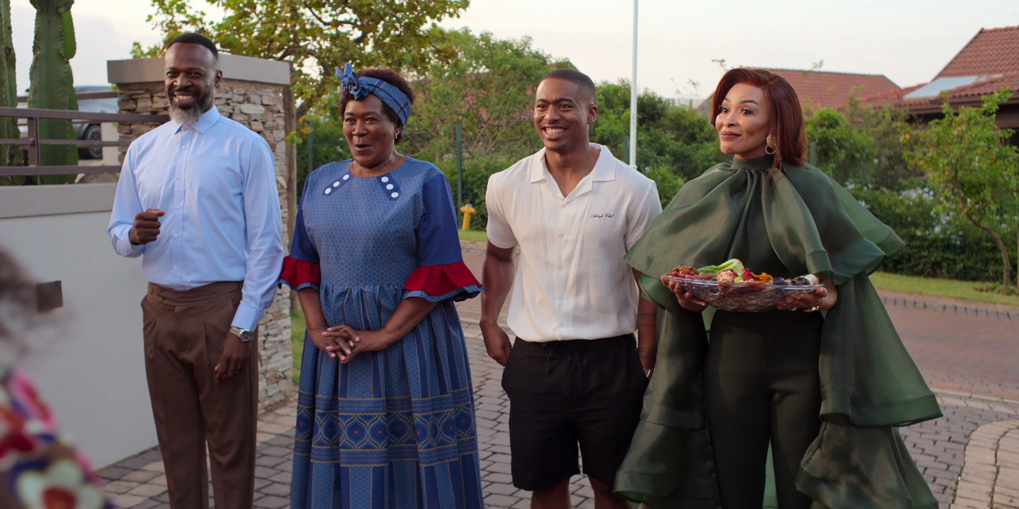 Familienkömdie aus Südafrika um zwei verfeindete Mütter: "Meet the Khumalos" (© Netflix)
