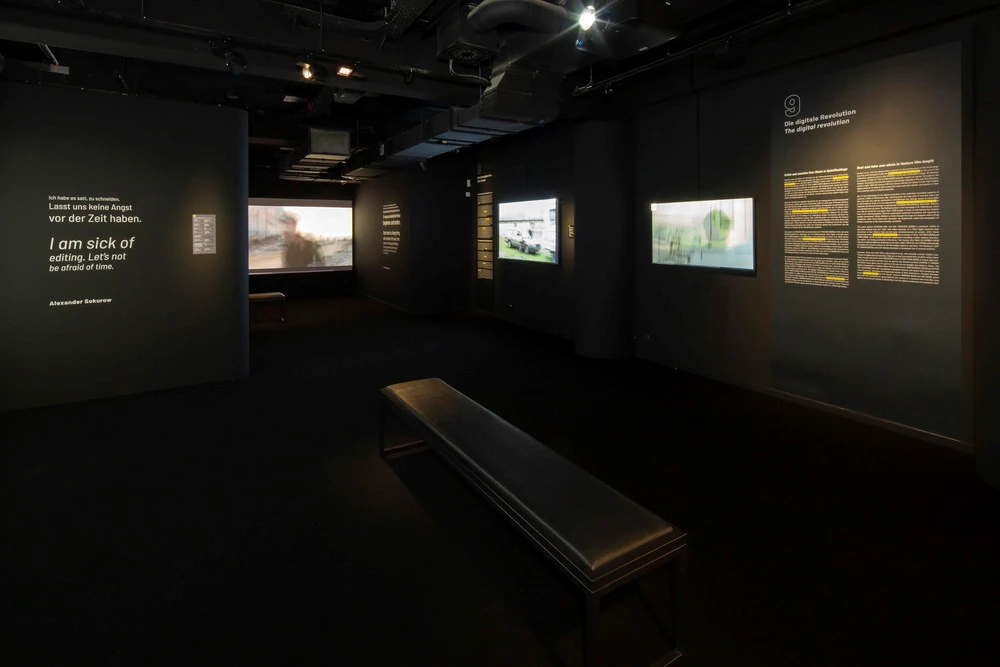 Ausstellungsansicht „Entfesselte Bilder“ (© DFF/Uwe Dettmar)